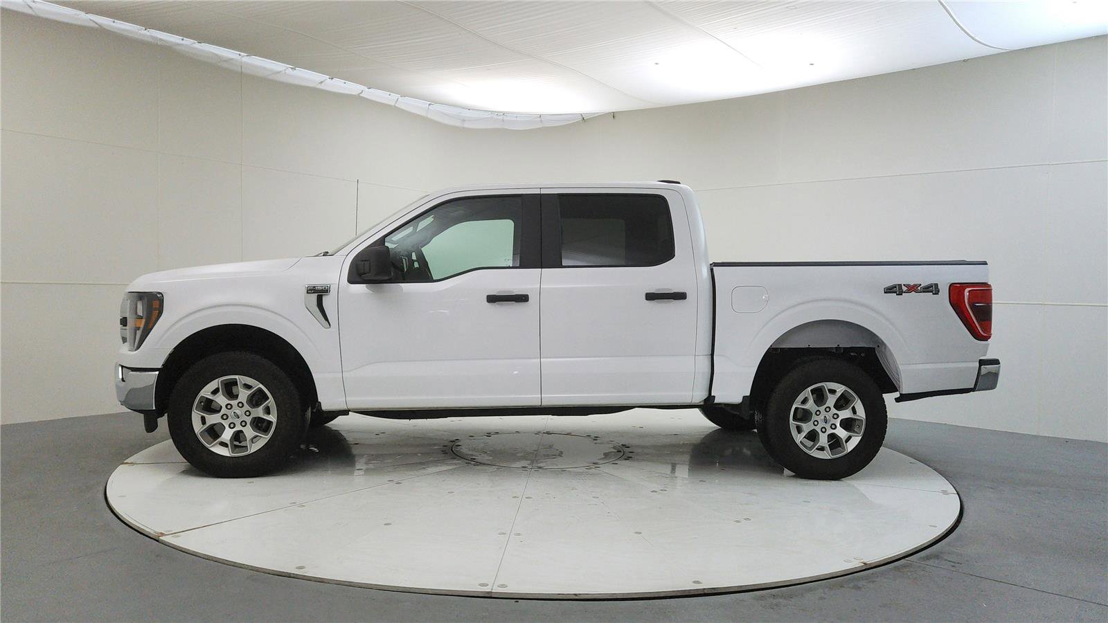 Used 2023 Ford F150 XLT image 4