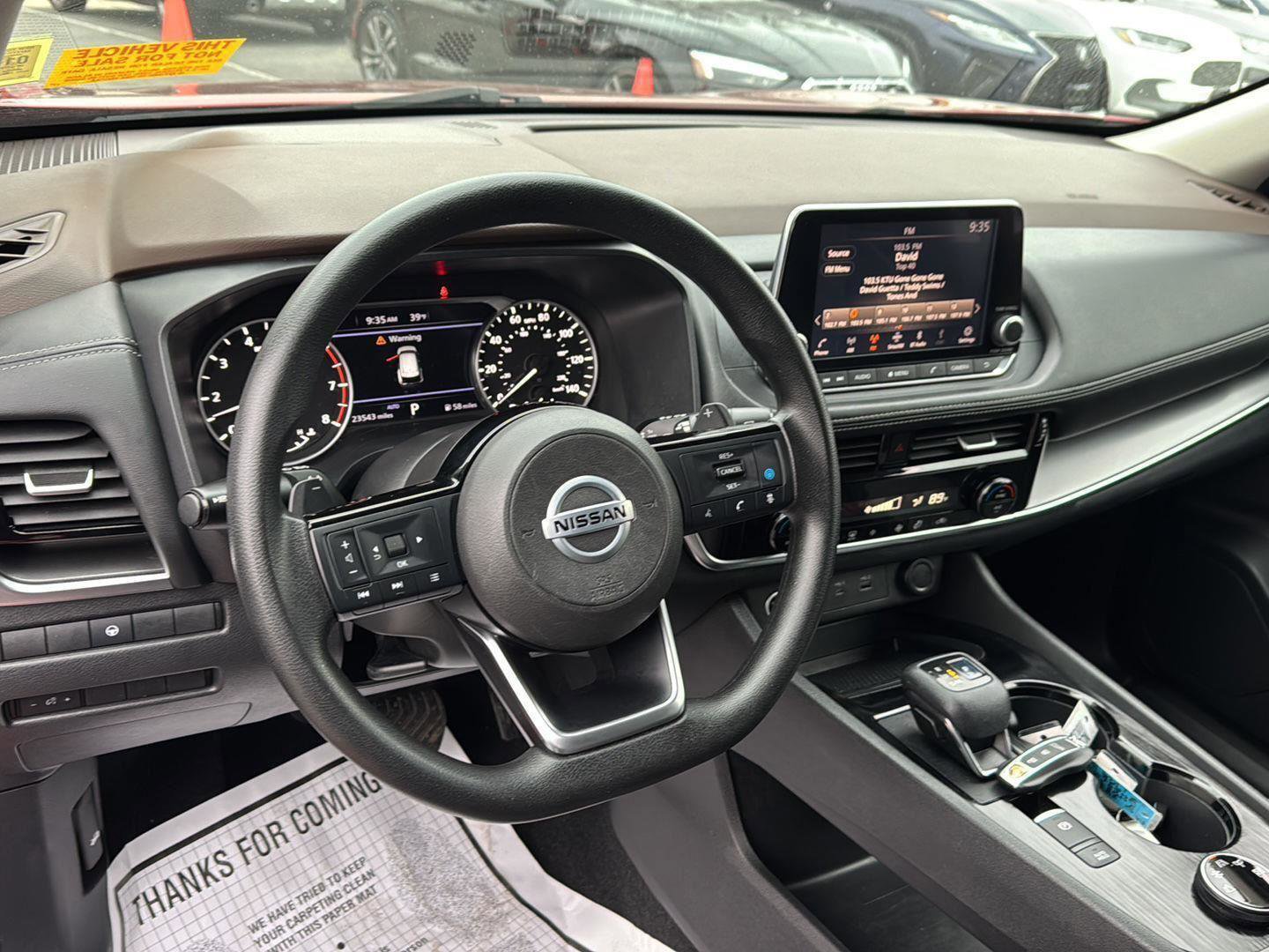 Used 2021 Nissan Rogue SV image 18