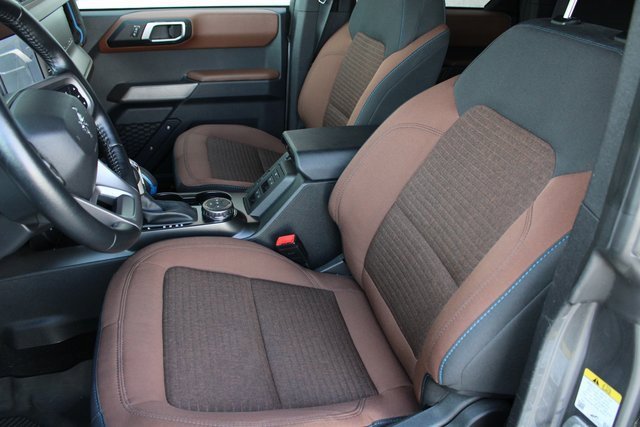 Used 2023 Ford Bronco Outer Banks image 15