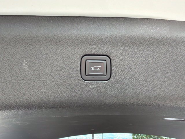 Certified 2024 Buick Enclave Essence FWD image 28