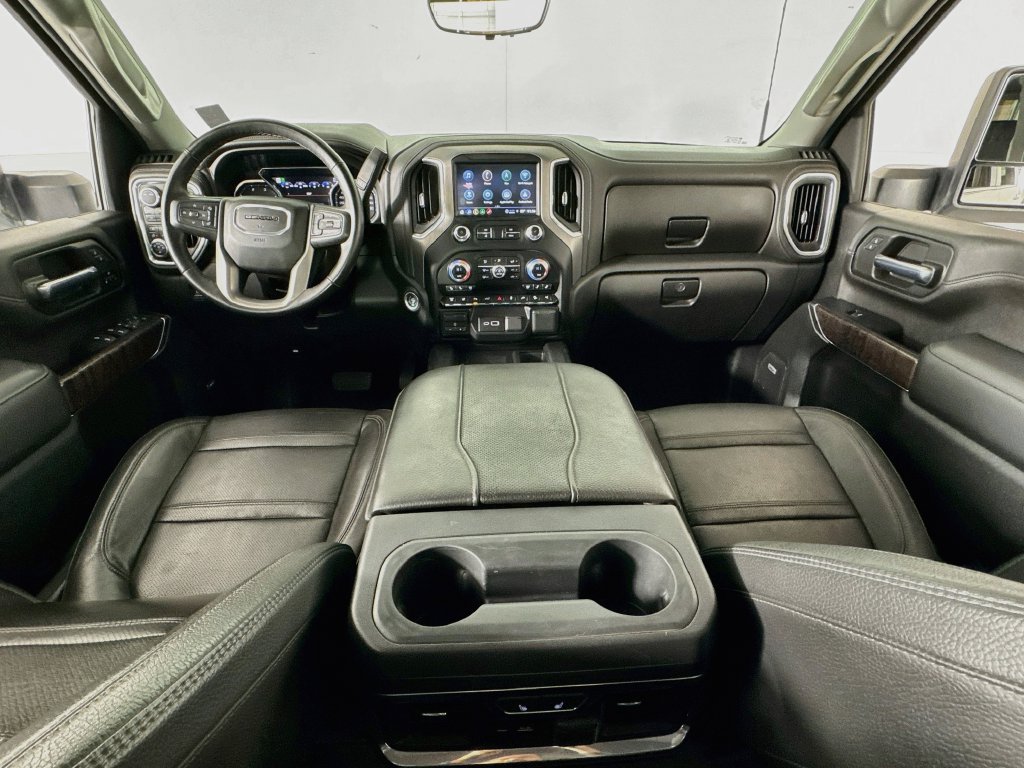 Used 2023 GMC Sierra 3500 Denali w/ Denali Ultimate Package AWD/4WD image 33