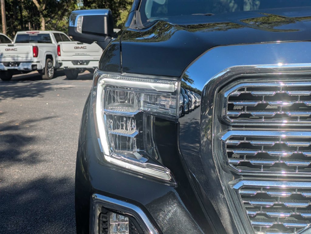 Used 2022 GMC Sierra 1500 Denali w/ Denali Premium Package AWD/4WD image 9