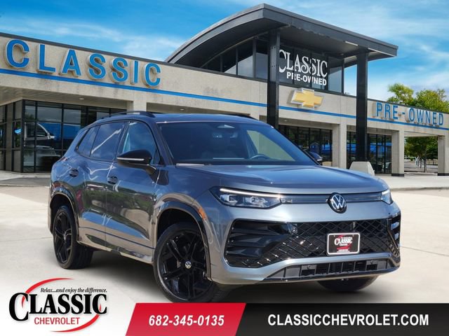 Used 2025 Volkswagen Tiguan SE R-Line