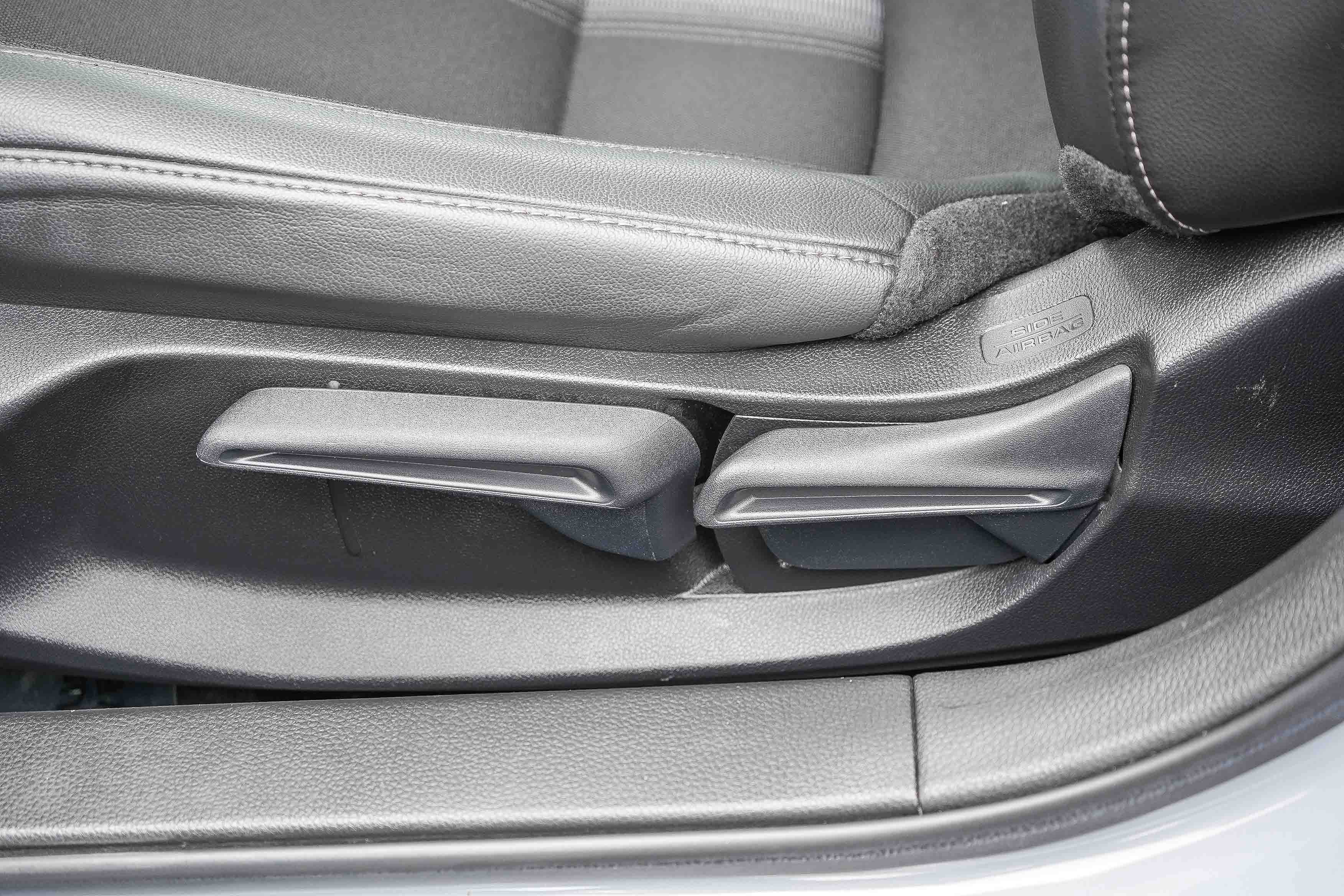 Certified 2025 Honda Civic Sport image 22