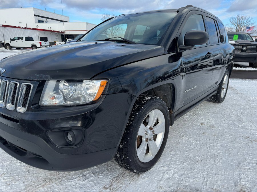 Used 2012 Jeep Compass Sport image 9