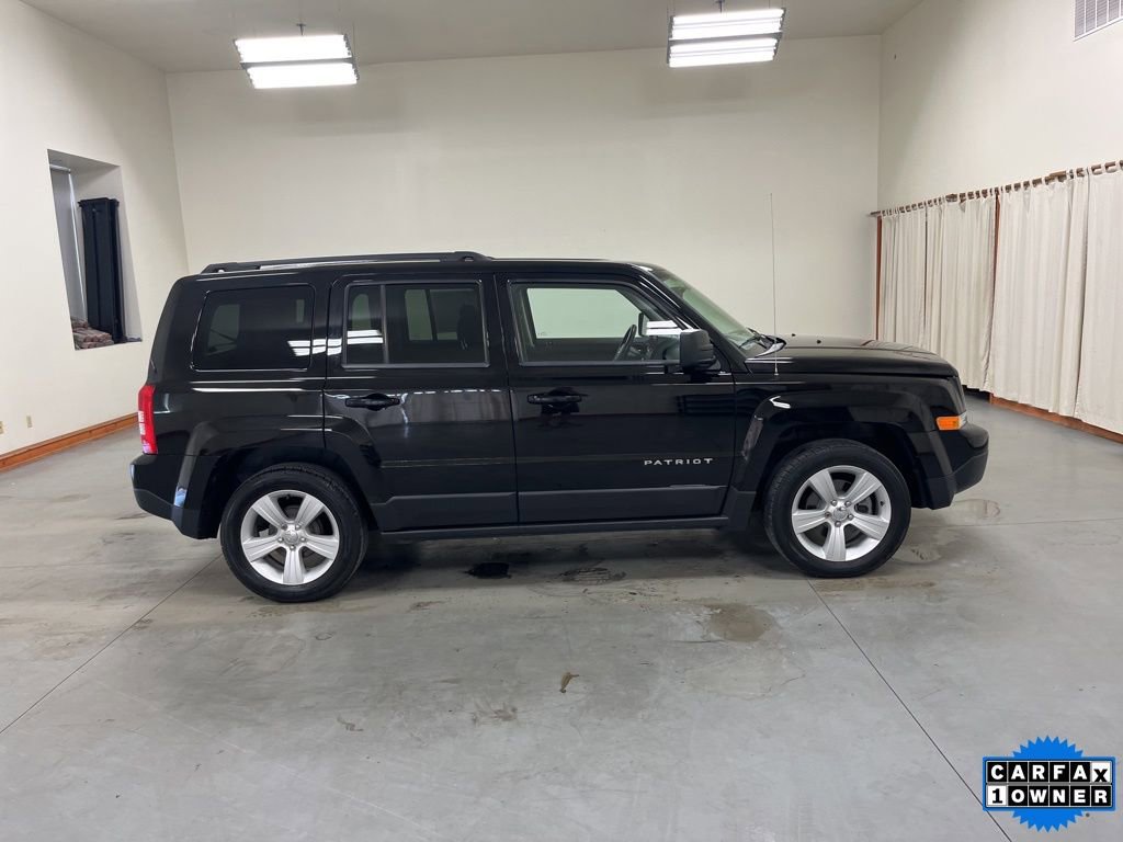 Used 2015 Jeep Patriot Latitude image 1