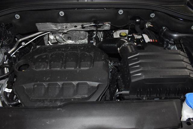 Used 2025 Volkswagen Atlas Cross Sport SE image 10