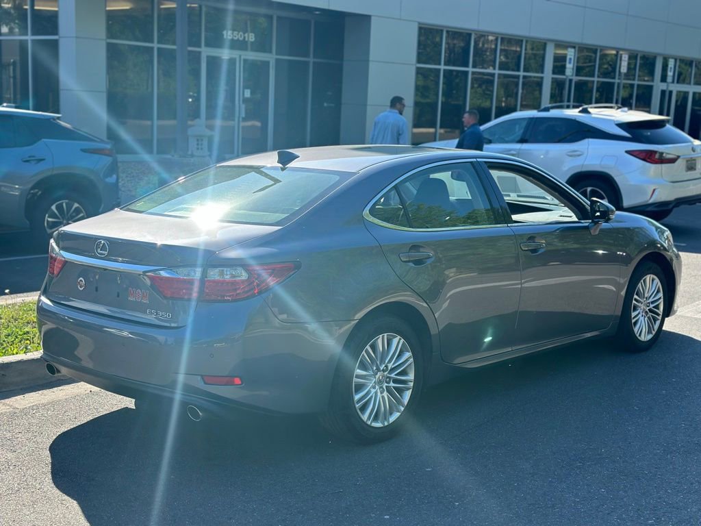 Used 2015 Lexus ES 350 w/ Luxury Package image 5