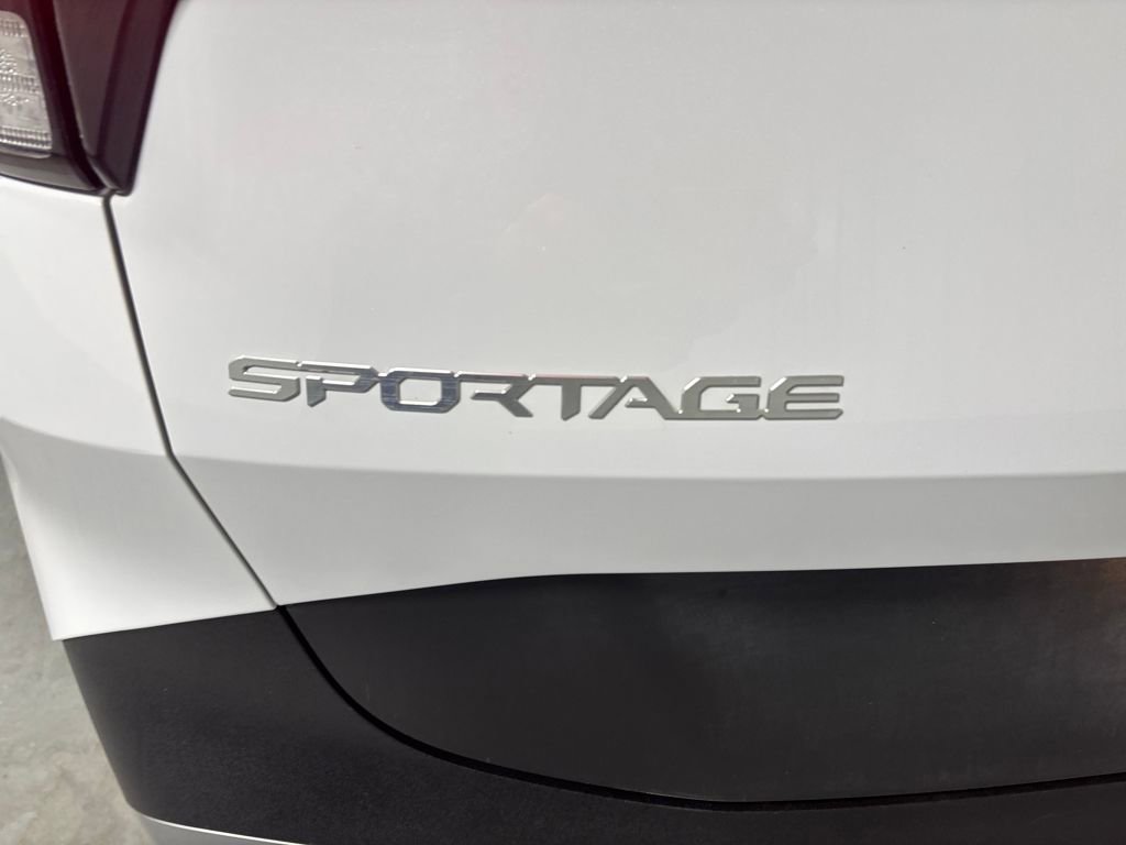Used 2023 Kia Sportage EX image 41