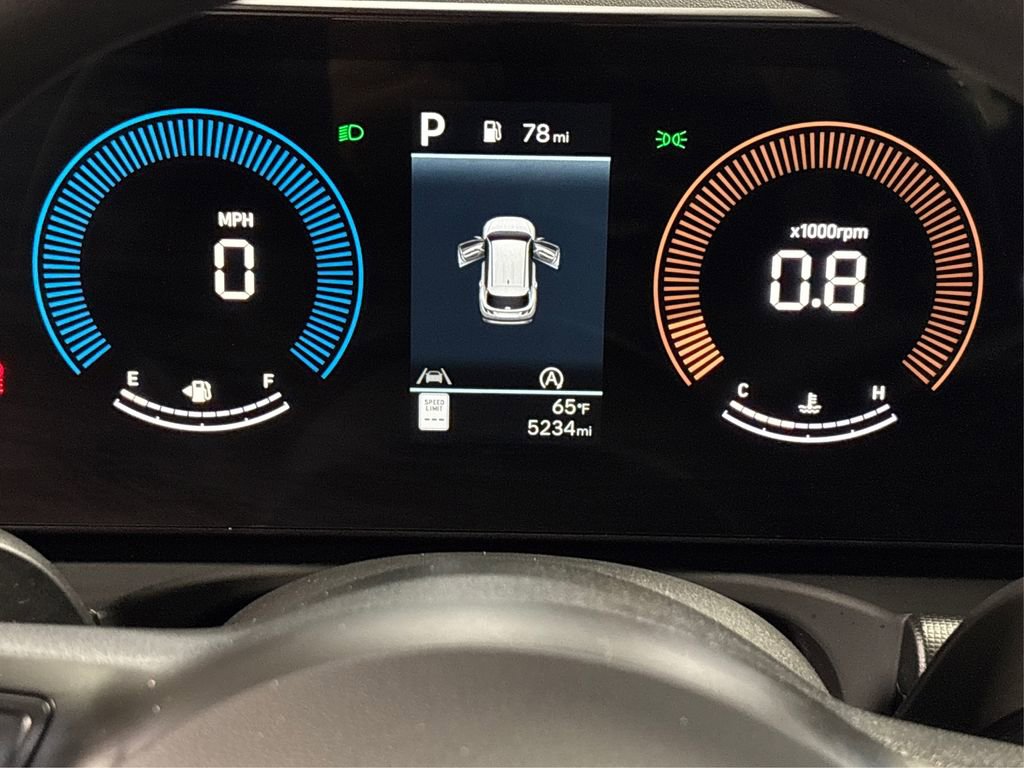 Certified 2025 Hyundai Tucson SE image 21