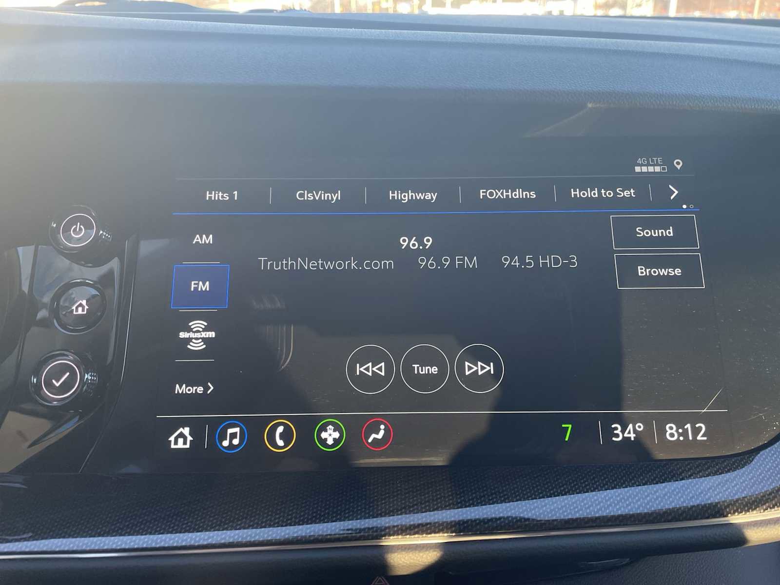 Certified 2023 Buick Envision Essence image 13