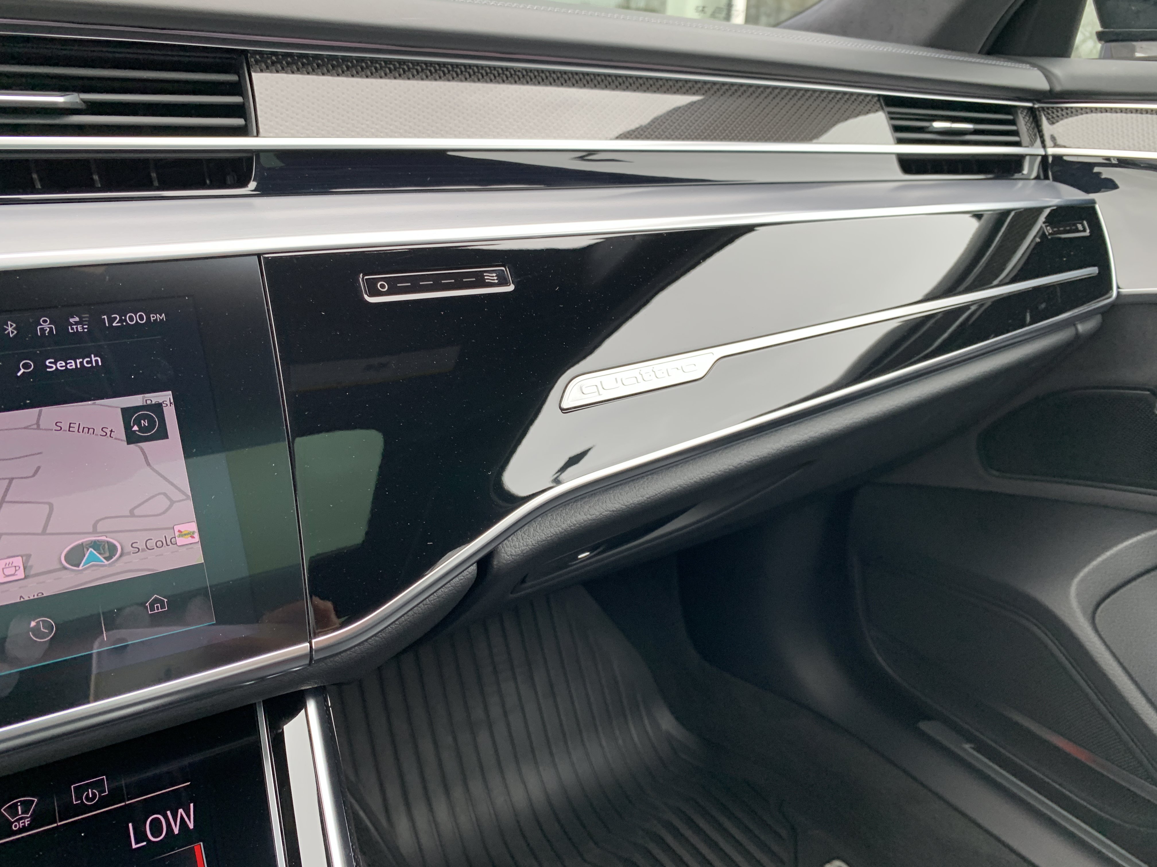 Certified 2023 Audi S8 w/ S8 Comfort Plus Package AWD/4WD image 36