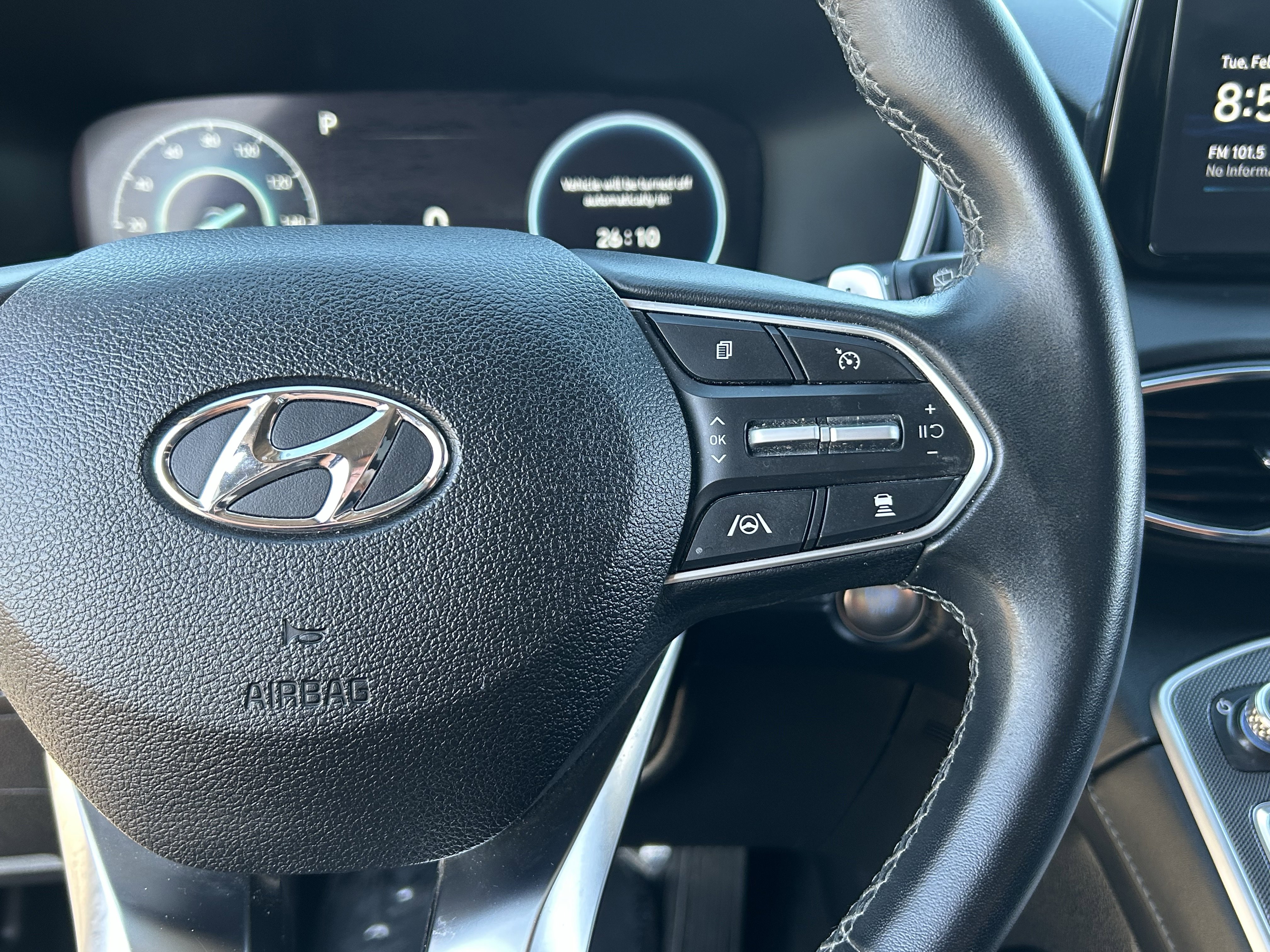 Used 2022 Hyundai Santa Fe SEL Premium image 25