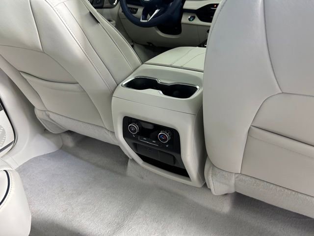 Used 2025 Buick Enclave Avenir w/ Super Cruise Package image 11