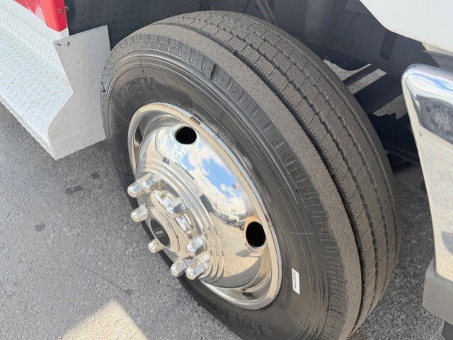 Used 2002 Ford F550 2WD Crew Cab Super Duty image 24