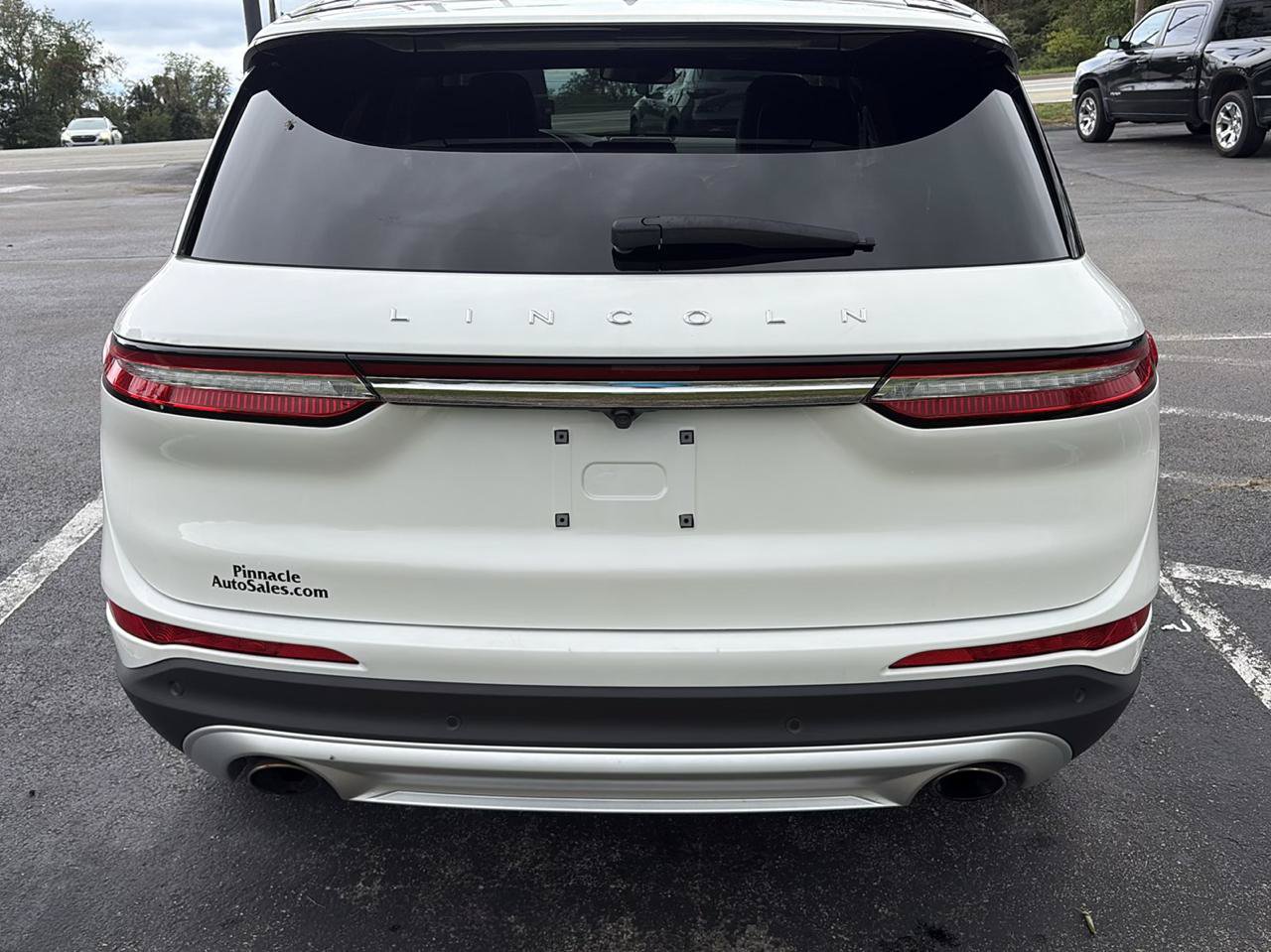 Used 2022 Lincoln Corsair AWD w/ Equipment Group 101A image 6