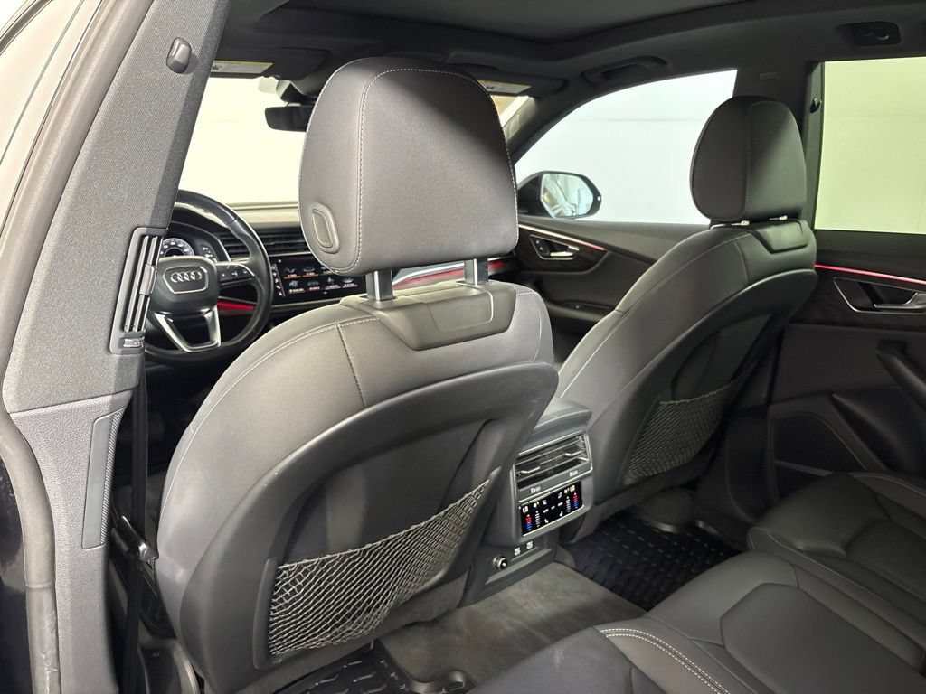 Used 2021 Audi Q8 Premium Plus w/ Premium Plus Package AWD/4WD image 28