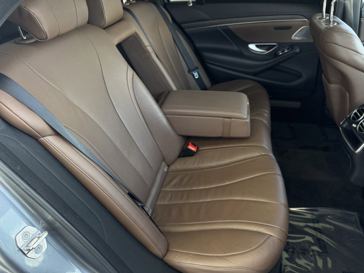 Used 2020 Mercedes-Benz S 450 Sedan image 21