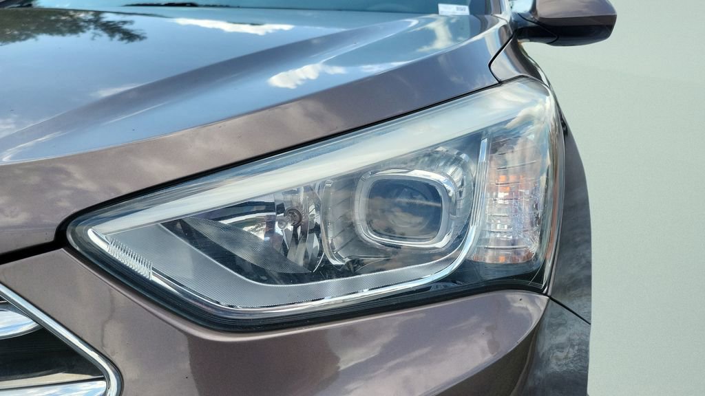 Used 2015 Hyundai Santa Fe GLS FWD image 25