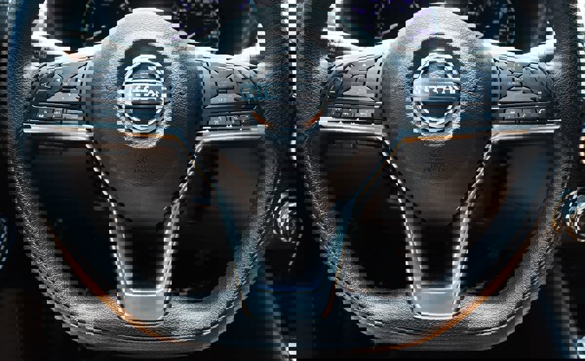 Used 2025 Nissan Sentra SV image 58