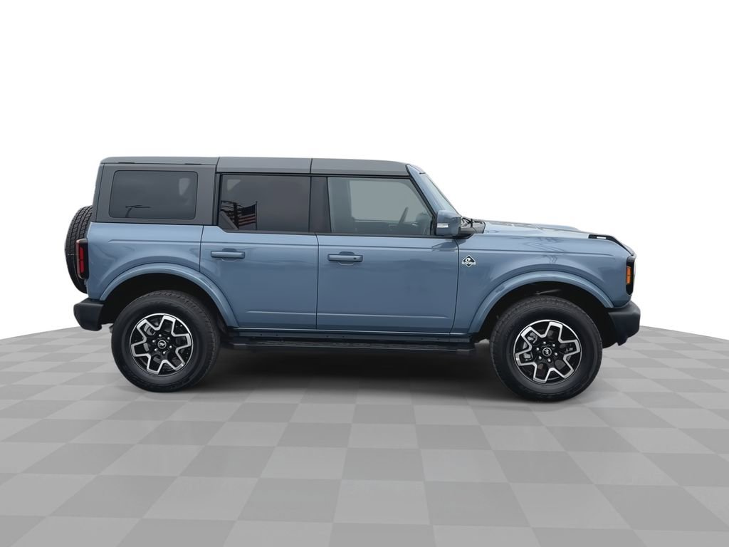 Used 2024 Ford Bronco Outer Banks image 10