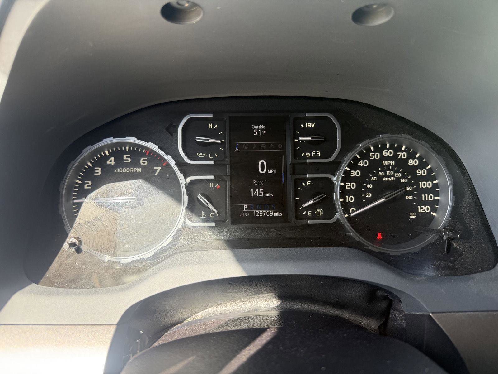 Used 2018 Toyota Tundra SR5 w/ TRD Off Road Package image 18