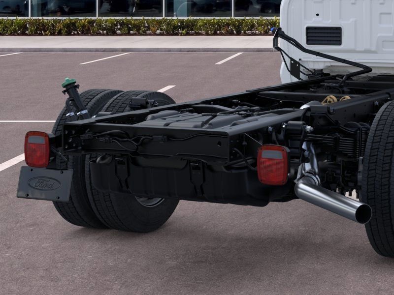 New 2026 Ford F450 XL w/ XL Chrome Package RWD image 26