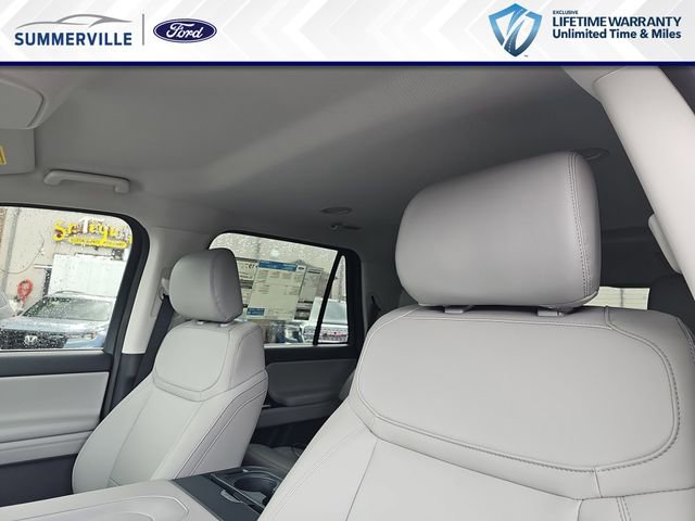 New 2026 Ford Expedition Active RWD image 19