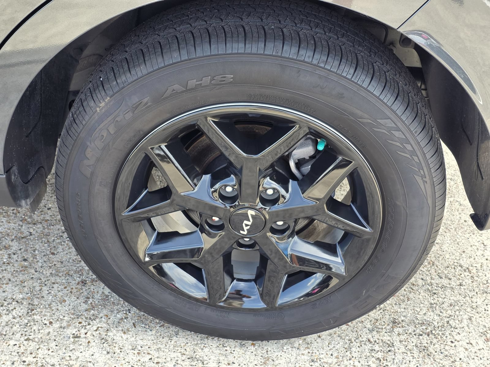 Used 2025 Kia Soul LX w/ LX Technology Package FWD image 10
