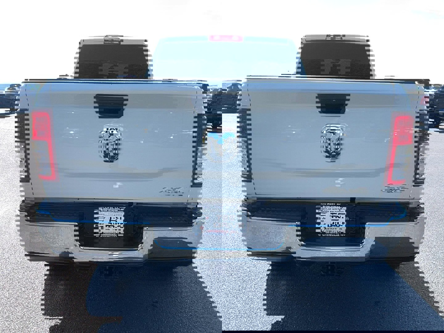 Used 2019 RAM 3500 Tradesman w/ Chrome Appearance Group AWD/4WD image 6