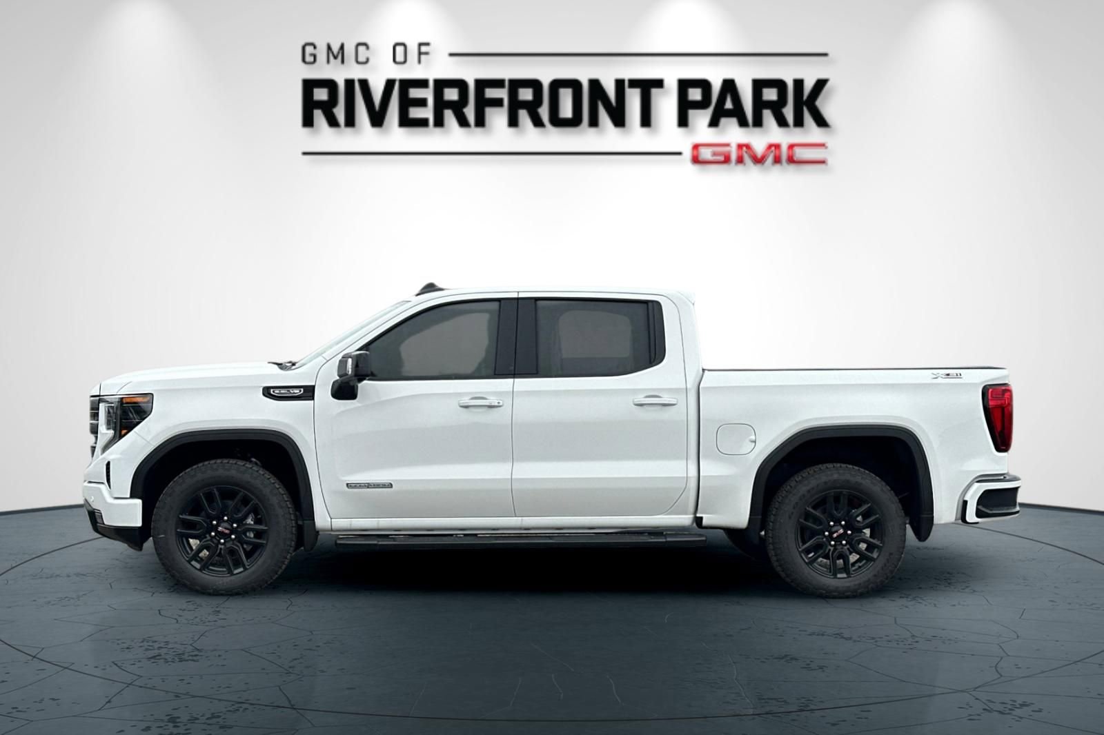 New 2026 GMC Sierra 1500 Elevation w/ Elevation Premium Package AWD/4WD image 6