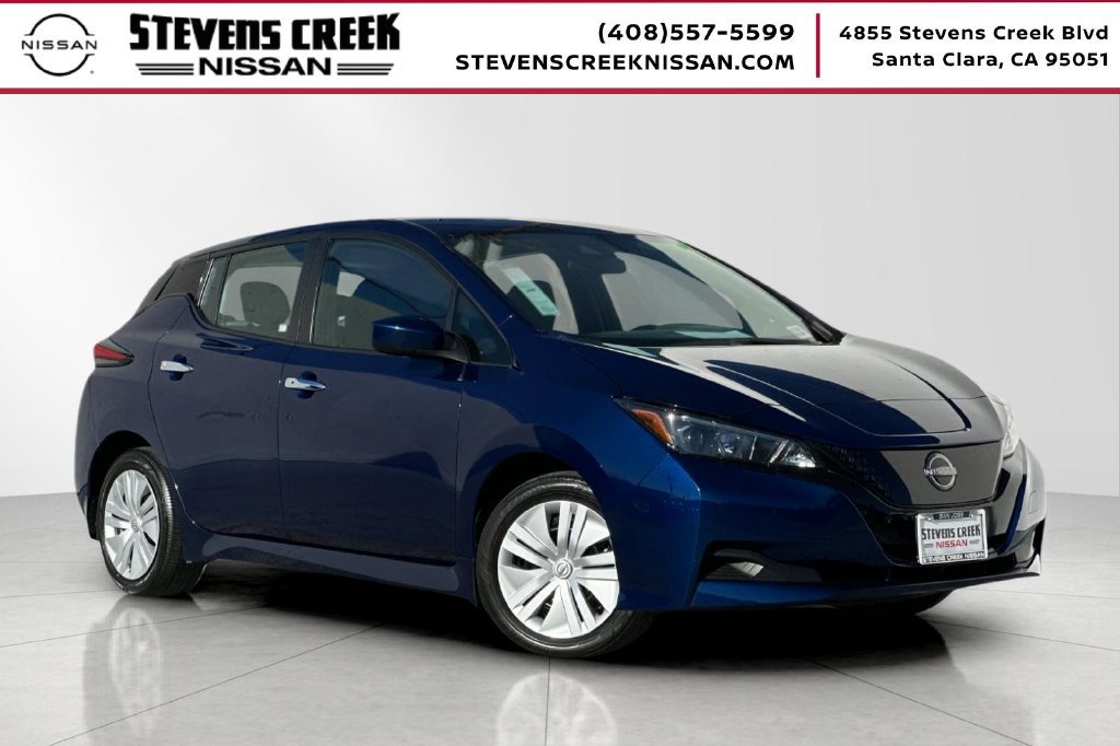 Used 2025 Nissan Leaf S FWD image 1
