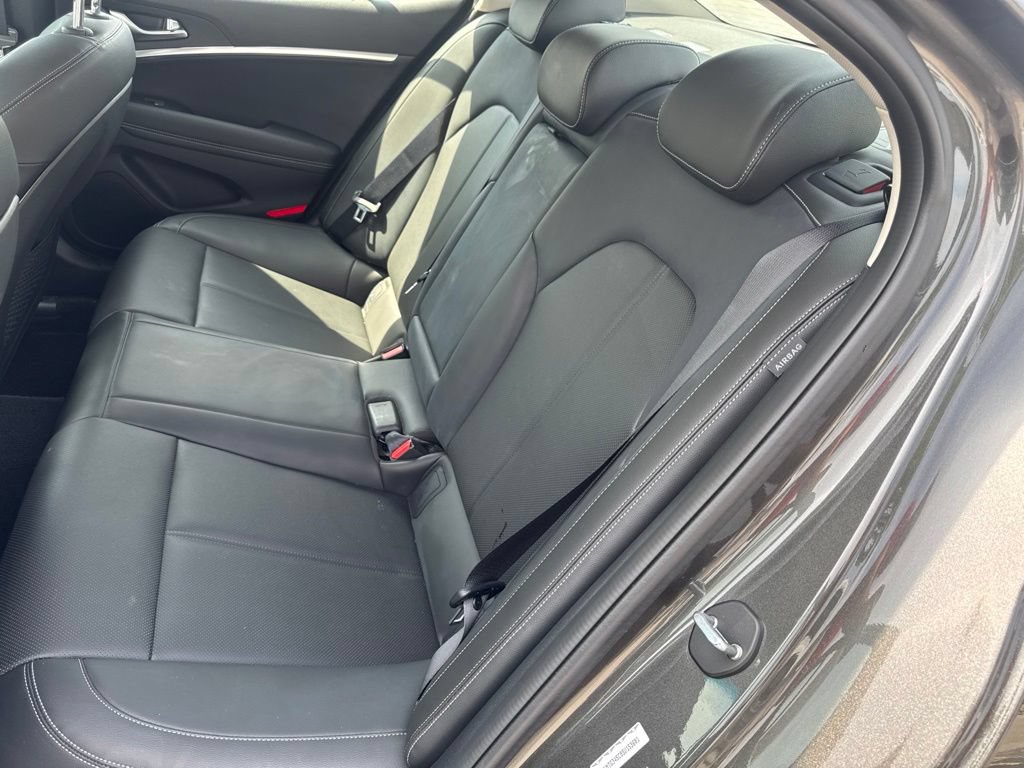 Used 2025 Genesis G70 2.5T AWD/4WD image 29