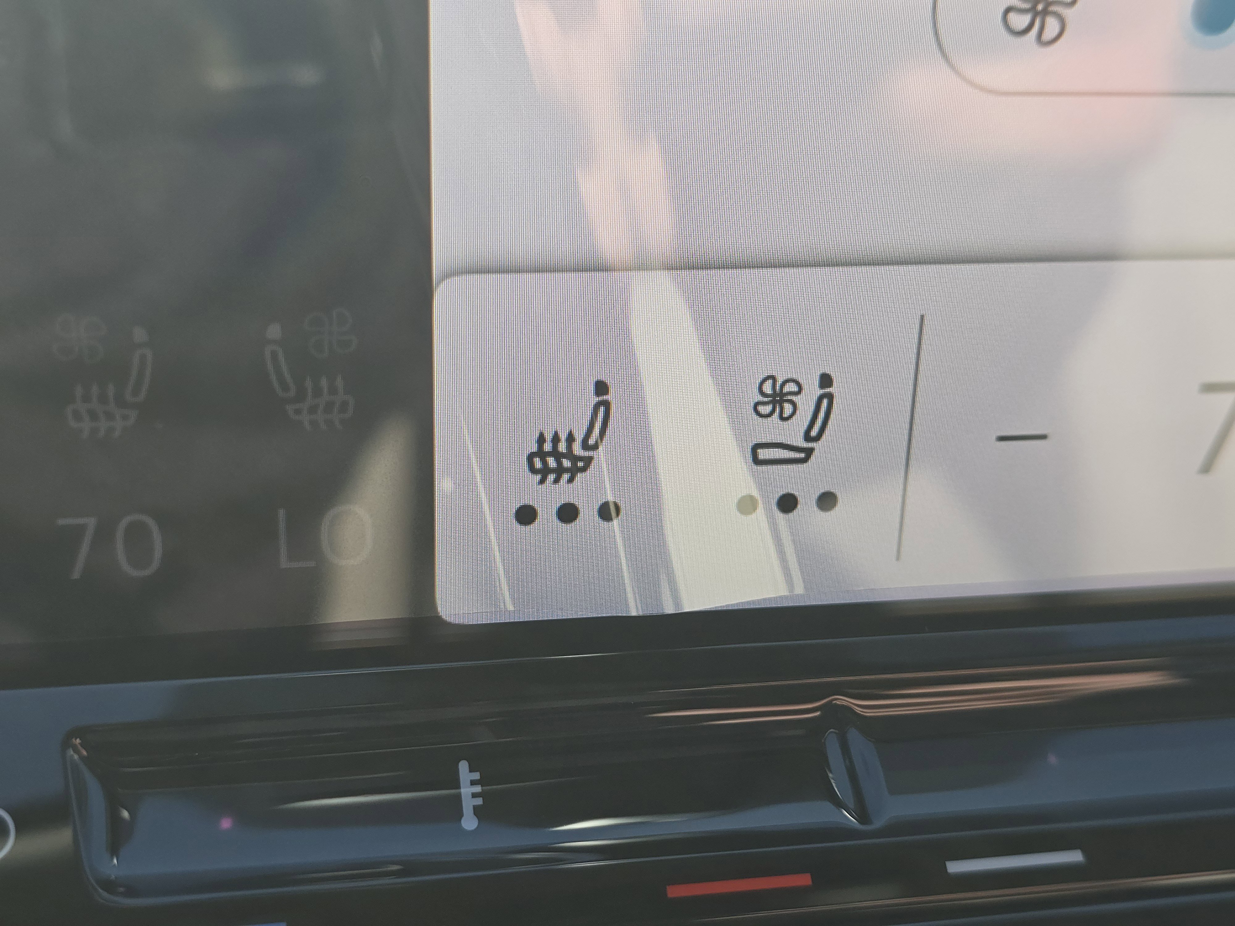 New 2026 Volkswagen Atlas SE image 14