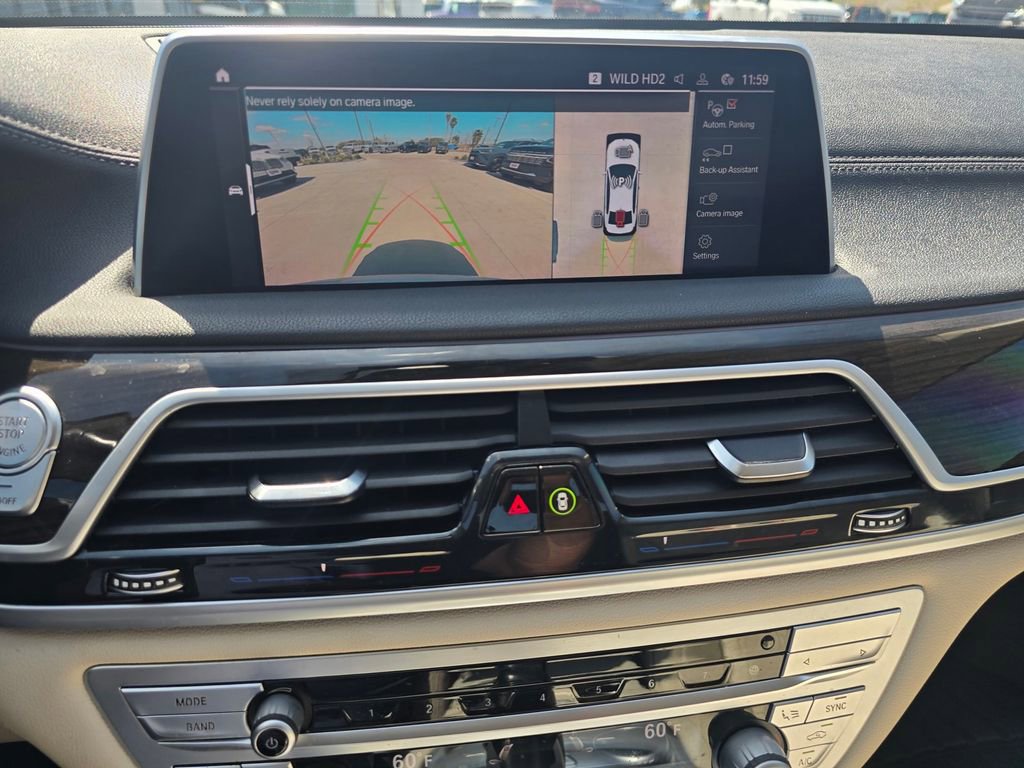 Used 2022 BMW 740i w/ Premium Package image 22