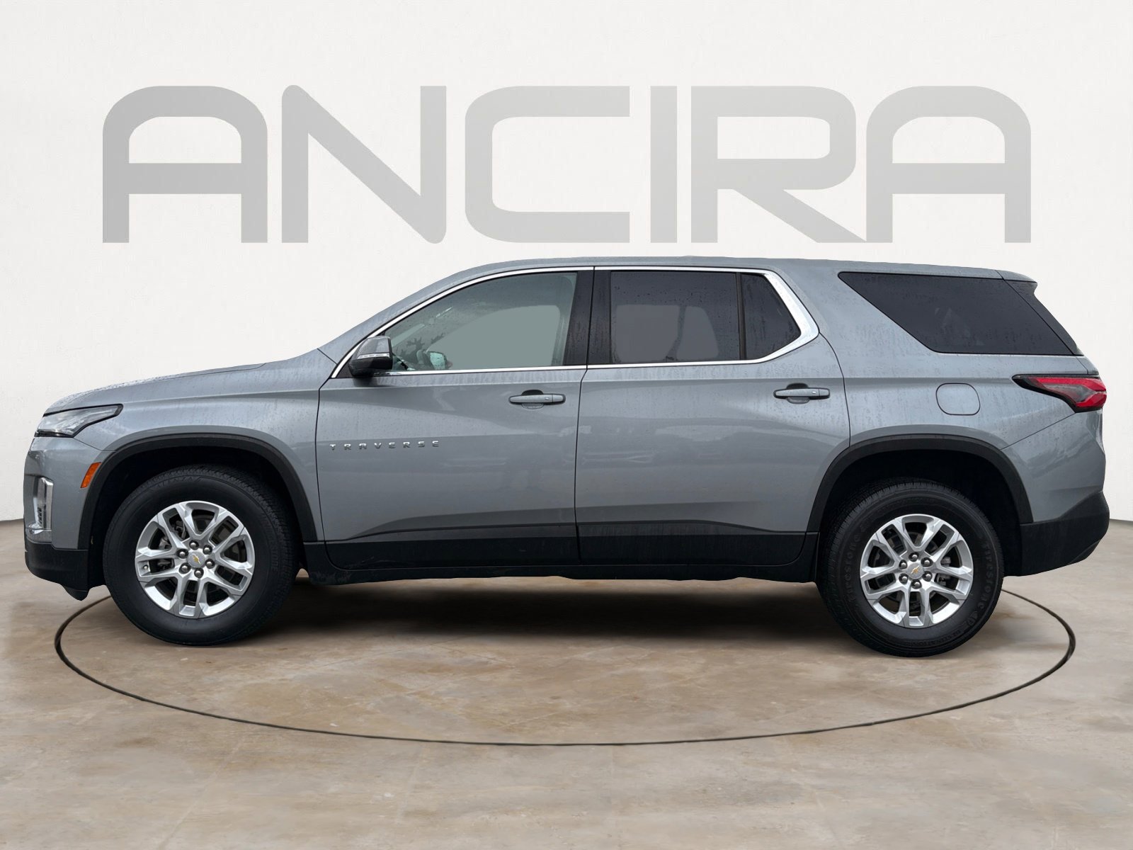 Used 2023 Chevrolet Traverse LS w/ Safety Package image 7