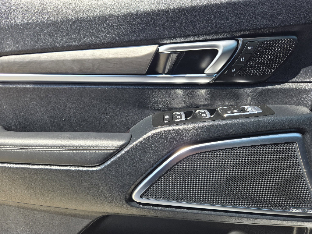 Used 2025 Kia Telluride SX X-Line image 25