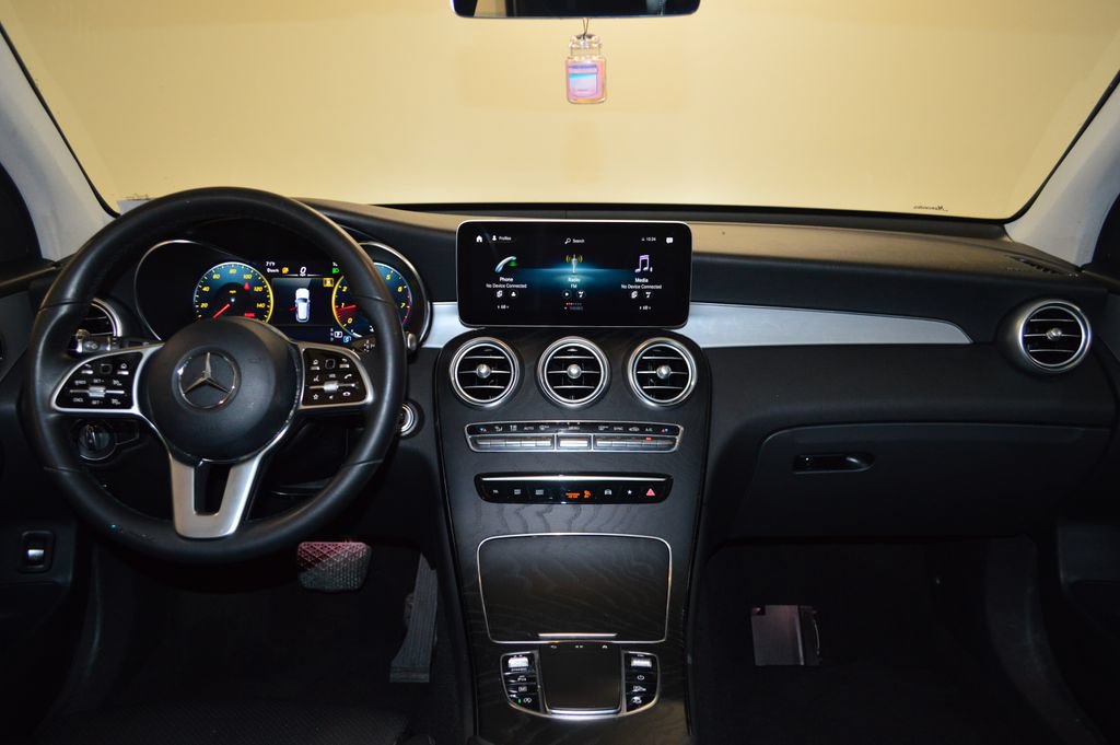 Certified 2022 Mercedes-Benz GLC 300 image 36