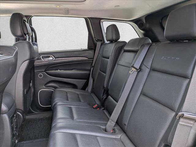 Used 2019 Jeep Grand Cherokee Summit w/ Skid Plate Group AWD/4WD image 11