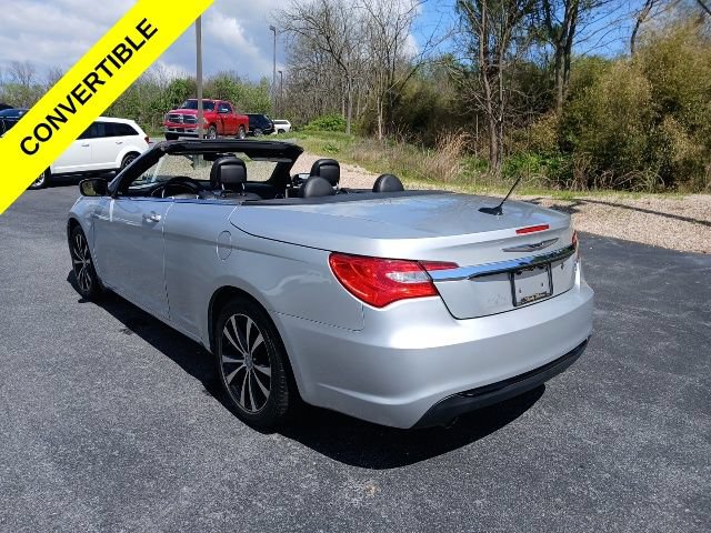 Used 2012 Chrysler 200 S FWD image 13