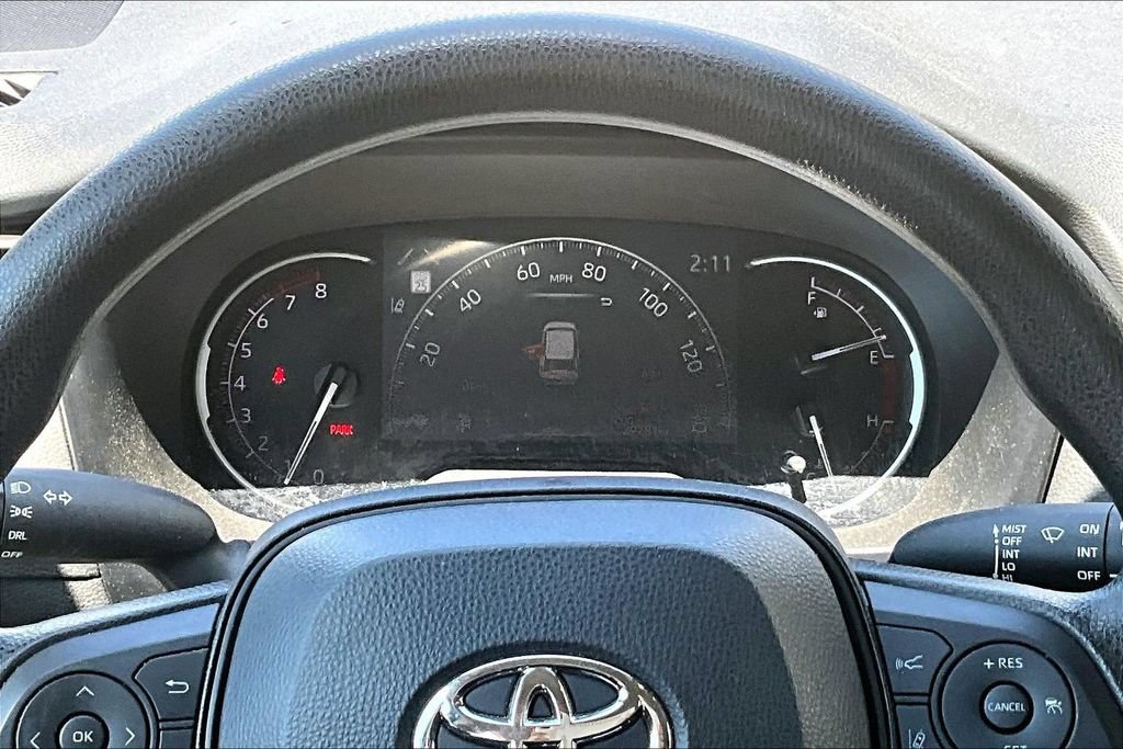Used 2023 Toyota RAV4 LE FWD image 13
