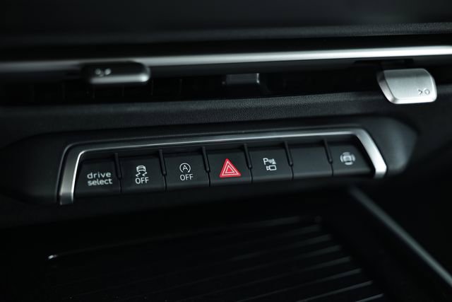 New 2026 Audi Q3 quattro 2.0T image 39