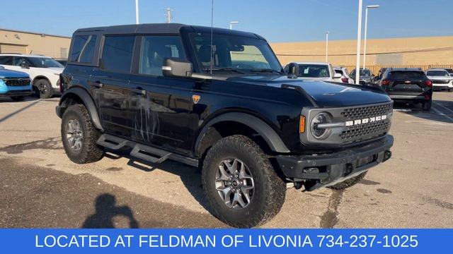 Used 2024 Ford Bronco Badlands image 2