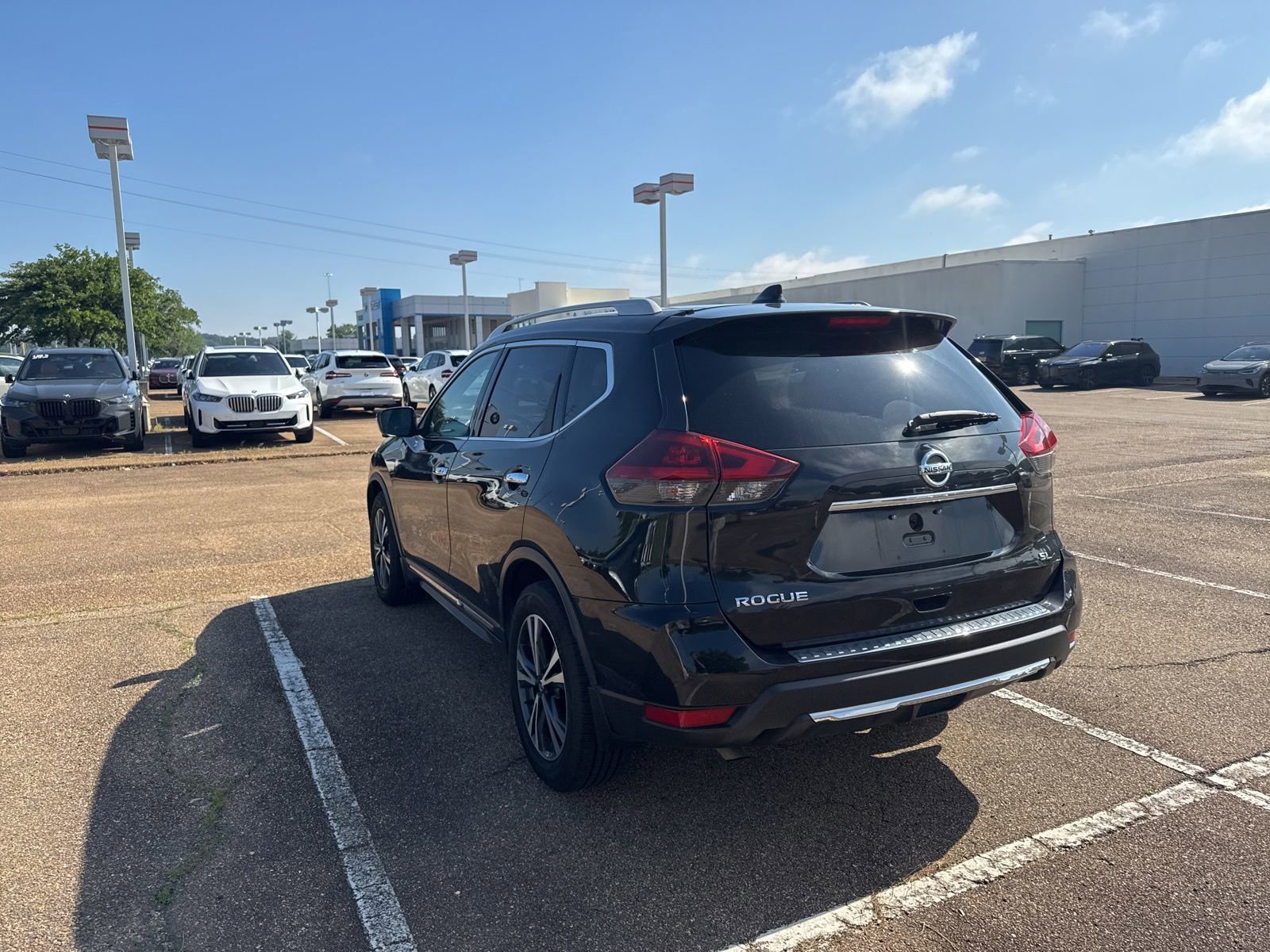 Used 2018 Nissan Rogue SL FWD image 7
