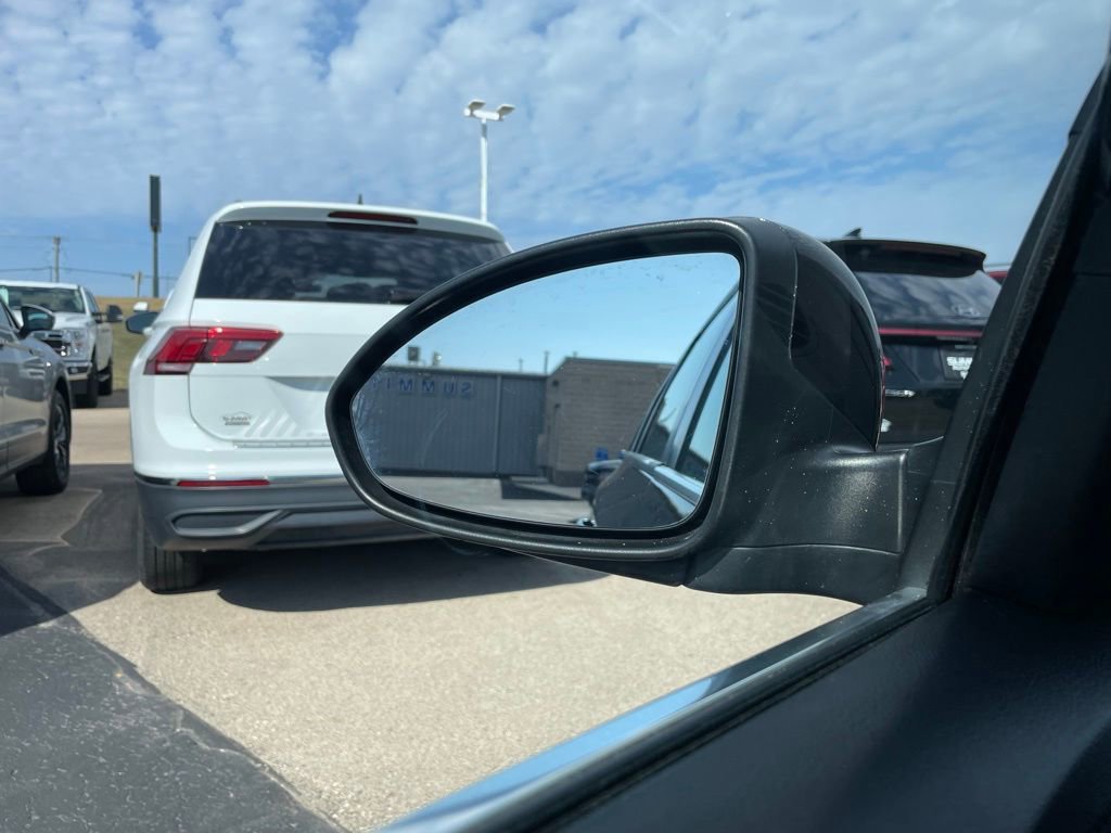 Used 2015 Chevrolet Cruze LT w/ Sun, Sound and Sport Package image 38