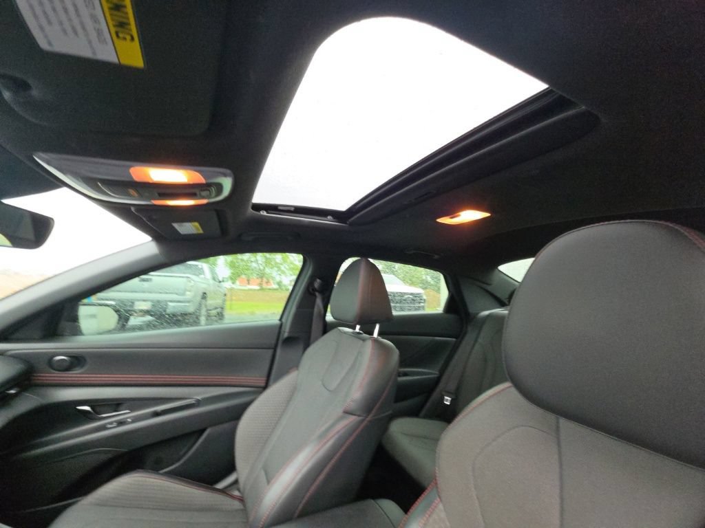 Used 2021 Hyundai Elantra N Line FWD image 13