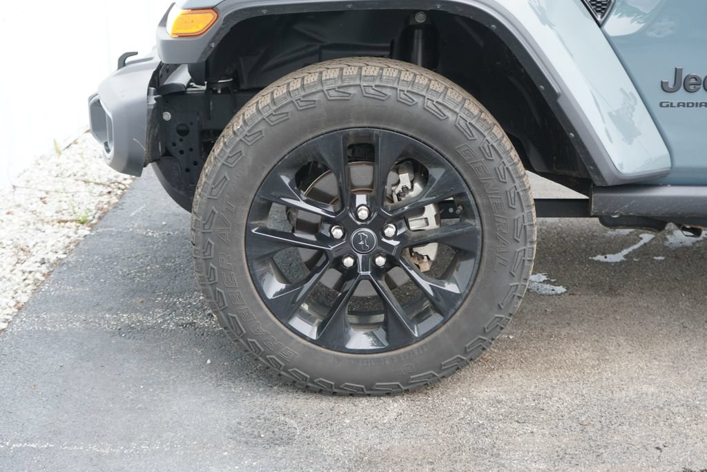 Used 2024 Jeep Gladiator Sport AWD/4WD image 6