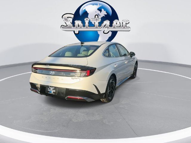 New 2026 Hyundai Sonata SEL FWD image 13