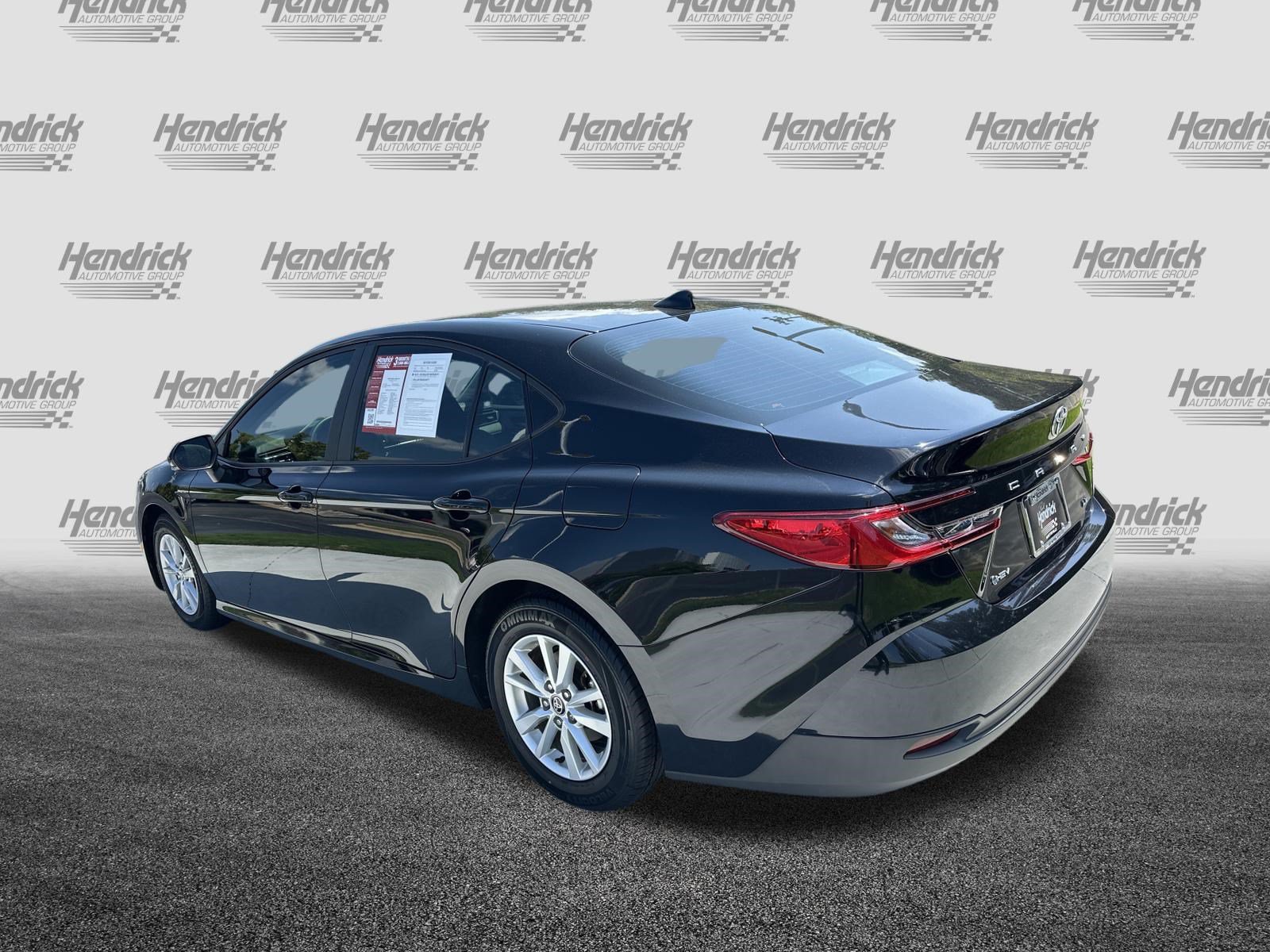 Used 2025 Toyota Camry LE w/ Convenience Package FWD image 8