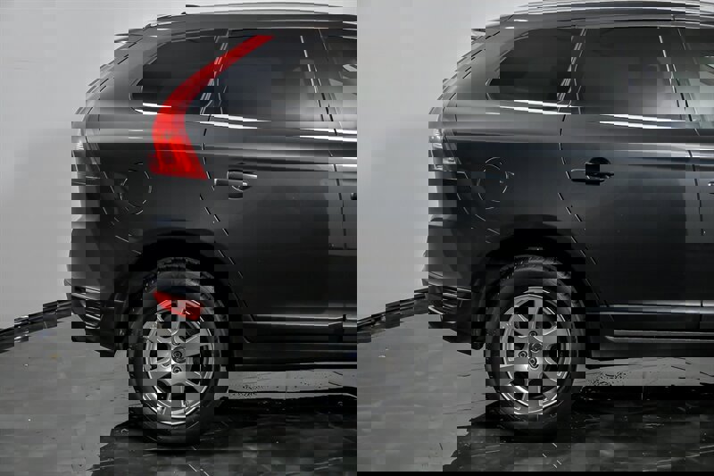 Used 2012 Volvo XC60 3.2 Premier AWD/4WD image 11